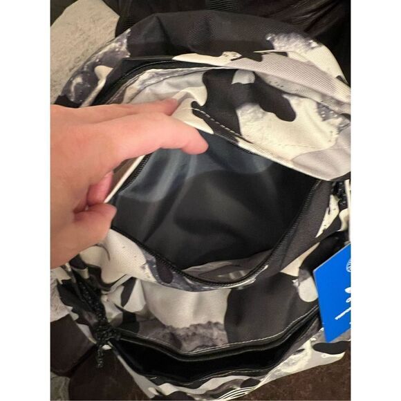 Adidas Trefoil Backpack 2.0 - Picture 6 of 9